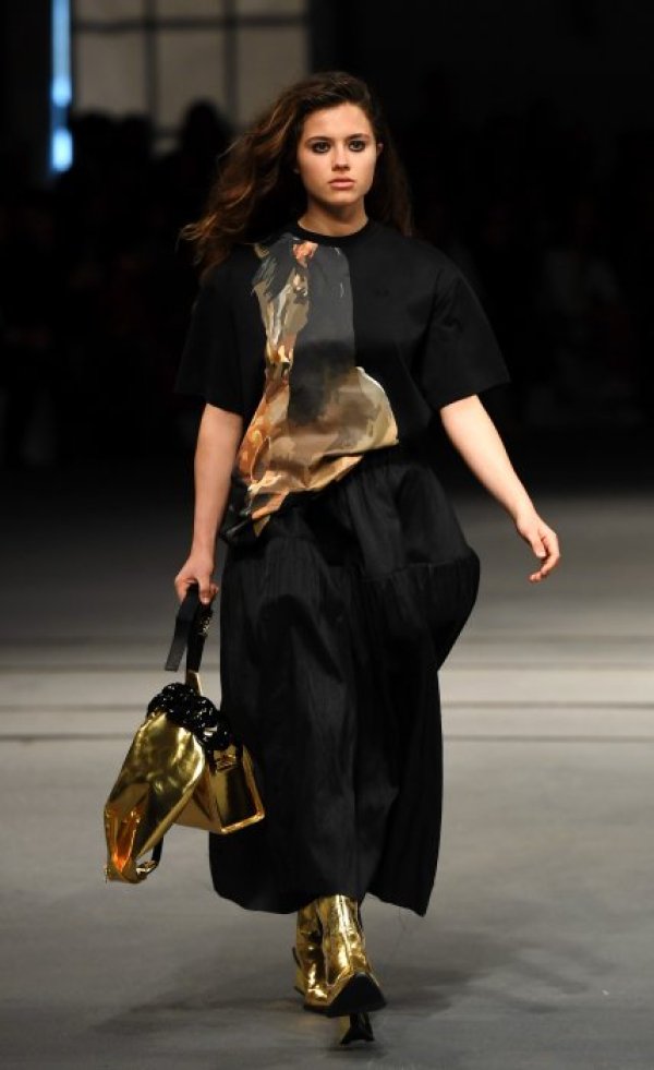 Още мода от Португалия. Снимка: БТА