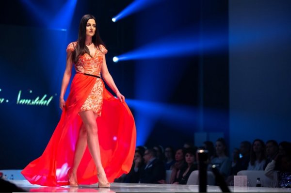По време на третата вечер на Софийска седмица на модата (Sofia Fashion Week) пролет/лято 2019 бяха представени световни марки и гост дизайнери от чужбина. Снимка: БТА