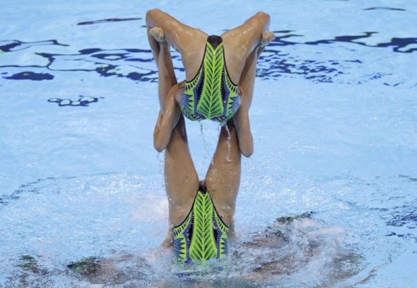 Още съчетания от Световното първенство по плувни спортове. Снимка: БТА