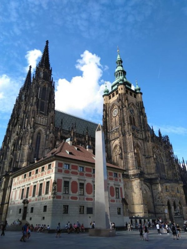 Катедрала "Свети Вит"