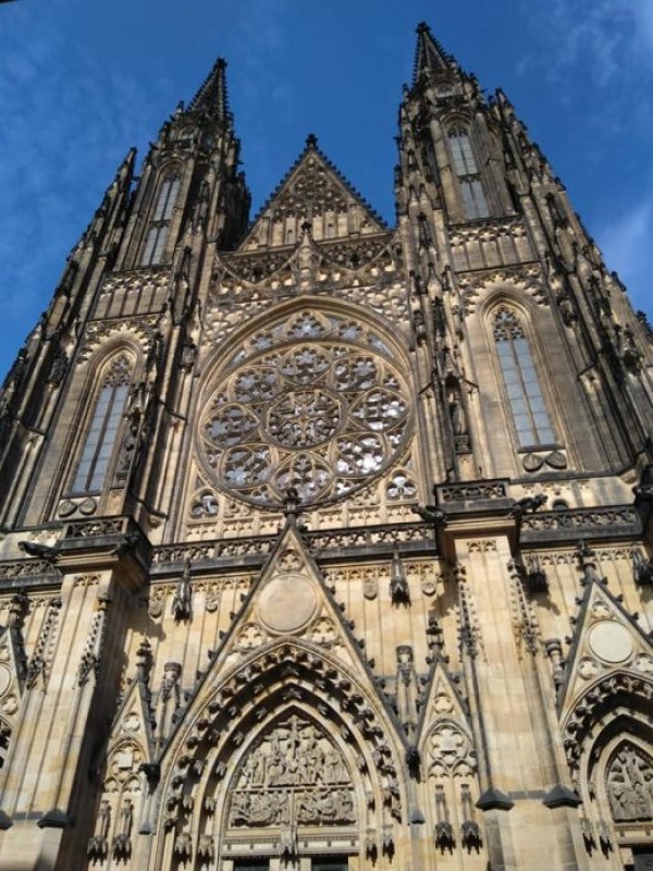 Катедрала "Свети Вит"