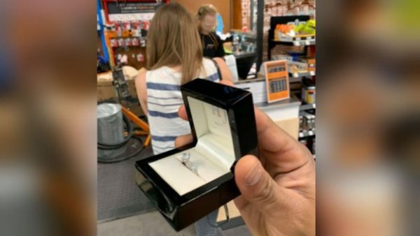 Снимки: Facebook