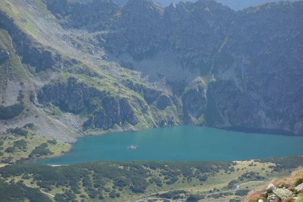 Спасяване с хеликоптер в планината. Снимка: Dnes.bg