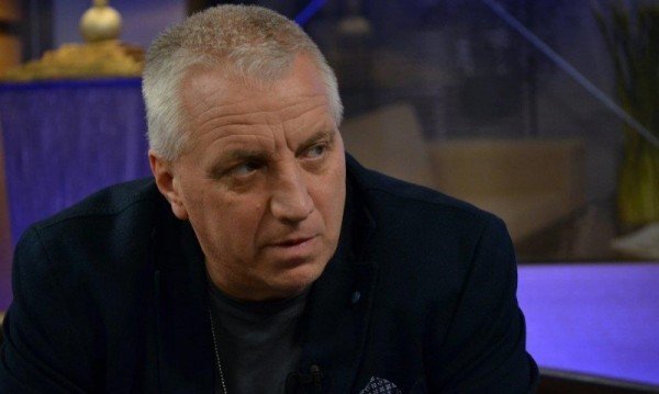 Красимир Узунов е български военен, а впоследствие журналист и бизнесмен. Собственик на частната информационна агенция &quot;Фокус&quot;, която работи от юни 2000 година, и на националната Радиоверига &bdquo;Фокус&ldquo;. Анализатор по проблемите на Балканите. Потомък е на революционера от ВМОРО Христо Узунов. Почина на 25 февруари на 56-годишна възраст. Снимка: Агенция Фокус