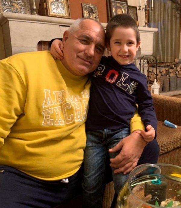 Снимка: Facebook