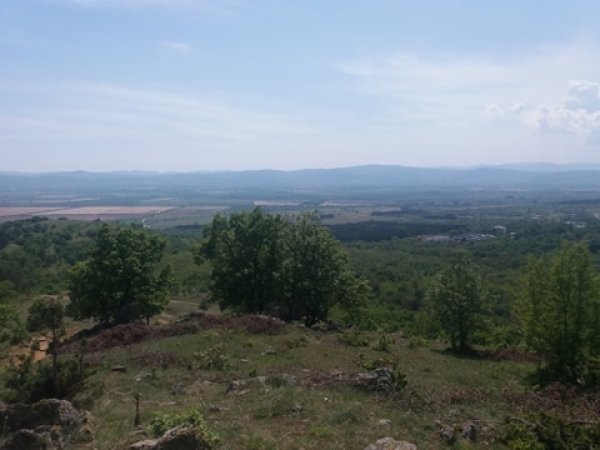 Планински изглед над град Мъглиж. Снимка: Красимир Ангелов, Dnes.bg