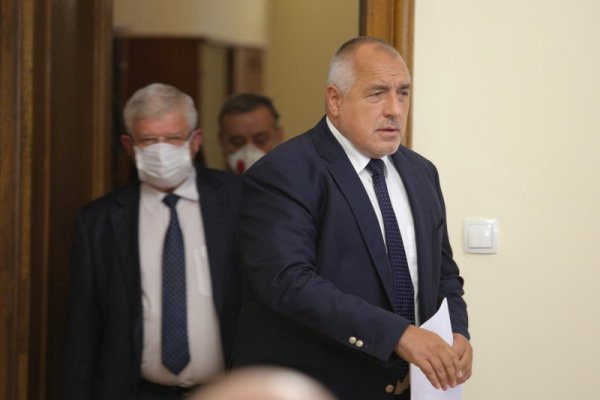 Извънредната епидемична обстановка заради коронавируса у нас ще остане до края на юни. Това стана ясно от думите на премиера Бойко Борисов в началото на заседанието на Министерския съвет. Снимка: Димитър Кьосемарлиев, Dnes.bg