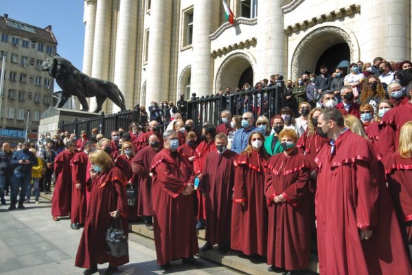 Снимка: Димитър Кьосемарлиев, Dnes.bg