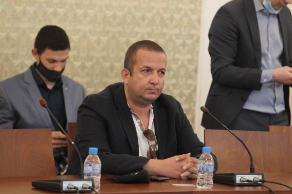 Снимка:Димитър Кьосемарлиев, Dnes.bg