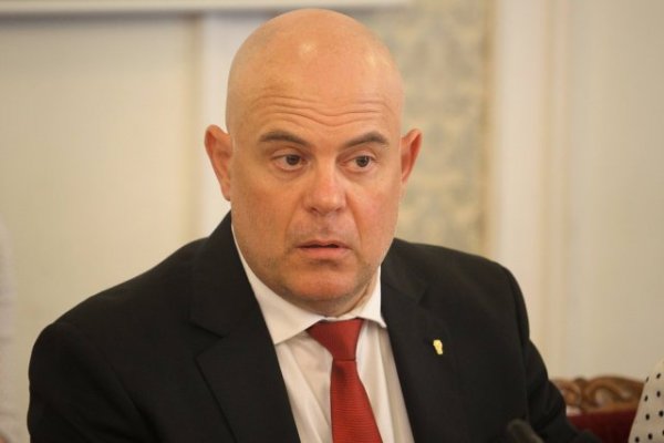 Снимка: Димитър Кьосемарлиев, Dnes.bg