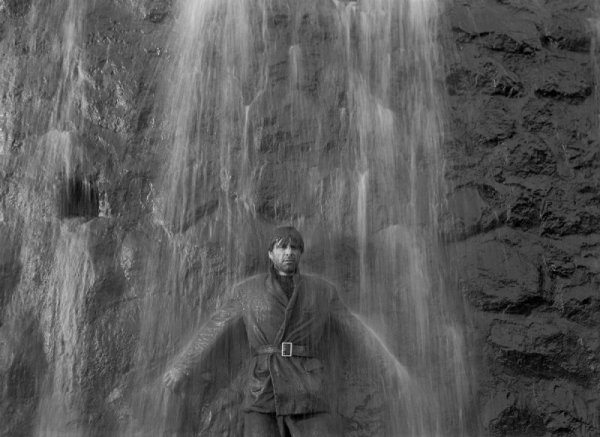 &nbsp;
Петър Слабаков
ТЮТЮН &ndash; 1962, реж.: Никола Корабов, фотография: колекция БНФ