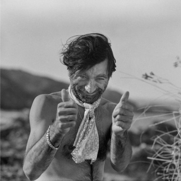&nbsp;
Георги Парцалев
ПЕТИМАТА ОТ МОБИ ДИК &ndash; 1970, реж.: Гриша Островски, Тодор Стоянов, фотография: Иванка (Жана) Карайорданова, Милка Русинова / колекция БНФ