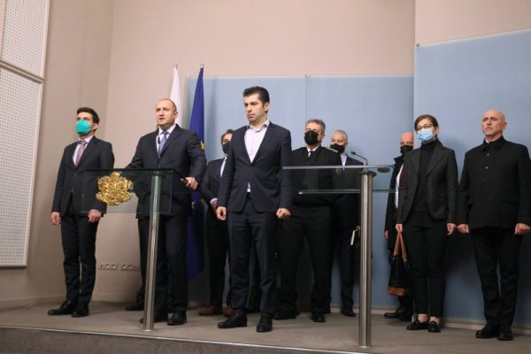 Президентът Румен Радев свика тази сутрин извънредна консултативна среща с правителството, председателя на парламента и службите за сигурност за разглеждане на ситуацията в Украйна. Снимка: Димитър Кьосемарлиев, Dnes.bg