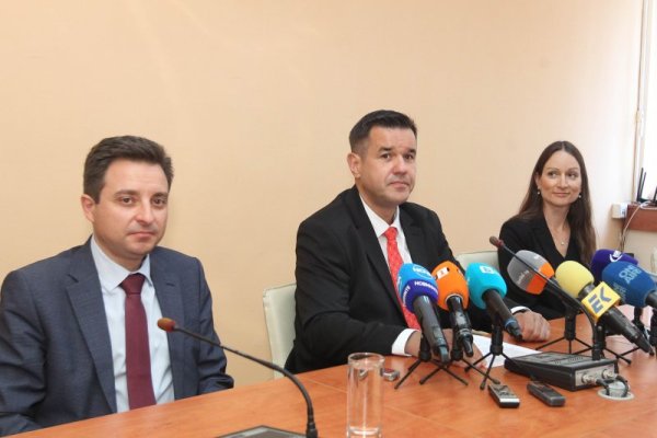 Димитър Кьосемарлиев, Dnes.bg