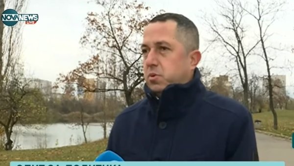 Министър на младежта и спорта &ndash; инж. Борил Кръстев. Възпитаник на РУ &ldquo;Ангел Кънчев&ldquo; гр. Русе, със завършена бакалавърска степен &ldquo;Транспортна техника и технологии&rdquo; и магистър инженер по специалност &ldquo;Технология и управление на транспорта&rdquo;, а в момента прави следдипломна квалификация с профил &ldquo;Бокс и кикбокс&rdquo; в НСА &ldquo;Васил Левски&rdquo;, гр. София.
От 2009 година работи в сферата на търговията и управлението на сграден фонд. Участва активно в подготовката на олипийската шампионка по бокс от Токио Стойка Кръстева. Притежава дългогодишен опит в управлението и организацията на спортната подготовка. Участва в различни дейности, свързани с подпомагане и развитие на детско-юношеският спорт, условията в спортните зали и осигуряването на по-добри условия в тренировъчния процес. Снимка: Нова Нюз