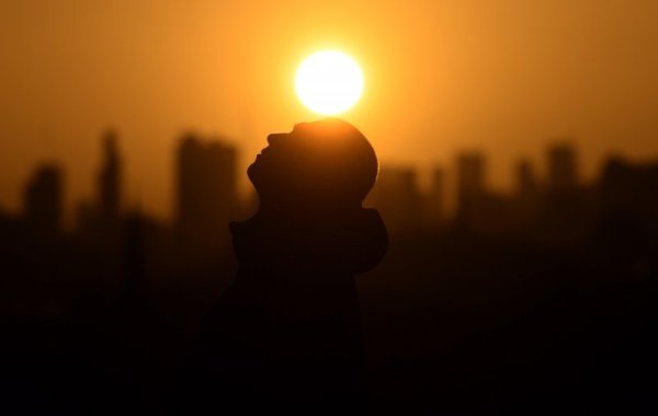 Слънчев изгрев над Лондон. Снимка: БГНЕС