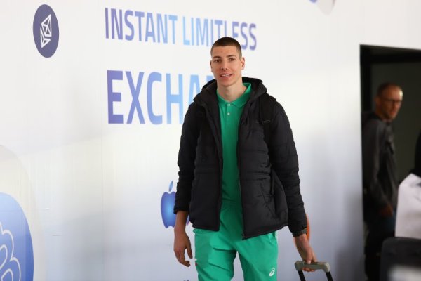 В България се прибра лекоатлетът Божидар Саръбоюков, който завърши четвърти на Европейското първенство в Истанбул. Снимка: БГНЕС