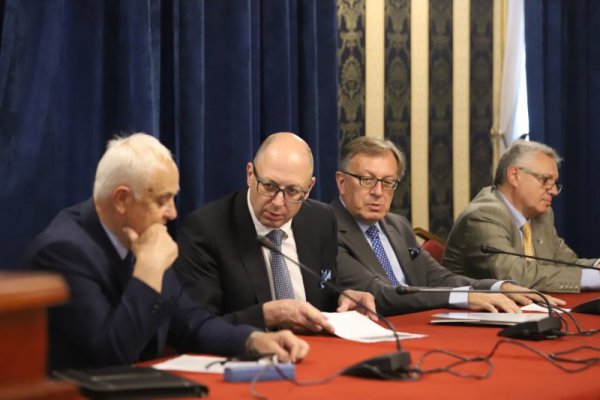 Международна конференция &quot;Походът на НАТО към сигурността на Черно море&quot; се провежда в Централния военен клуб&quot; в София. Снимка: БГНЕС