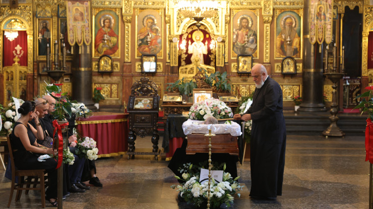 Поклонението пред