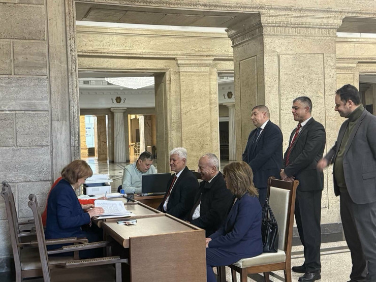 Гълъб Донев