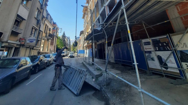 Кофраж падна