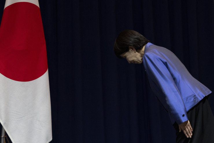 Санае Такаичи,