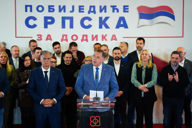 Милорад Додик